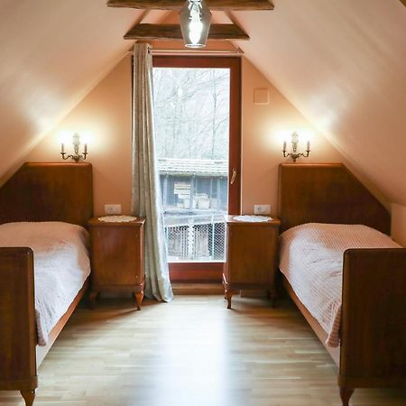 Country House With A Pool In Medvednica Nature Park Zagabria Esterno foto
