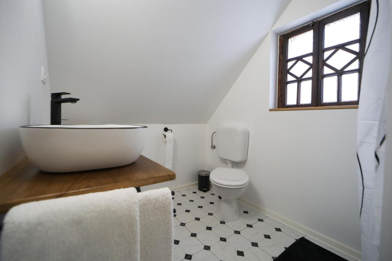 Country House With A Pool In Medvednica Nature Park Zagabria Esterno foto