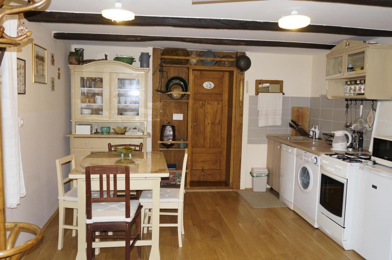 Country House With A Pool In Medvednica Nature Park Zagabria Esterno foto