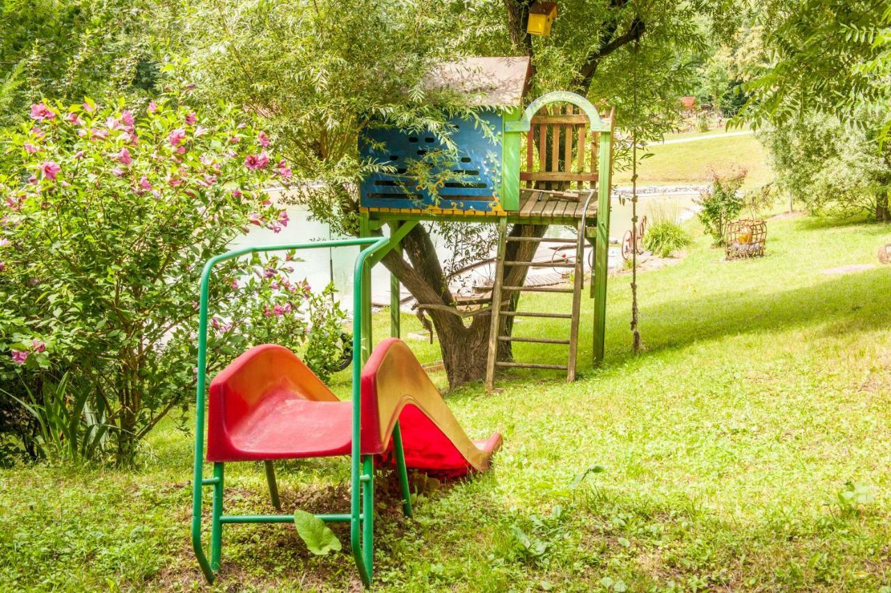Country House With A Pool In Medvednica Nature Park Zagabria Esterno foto